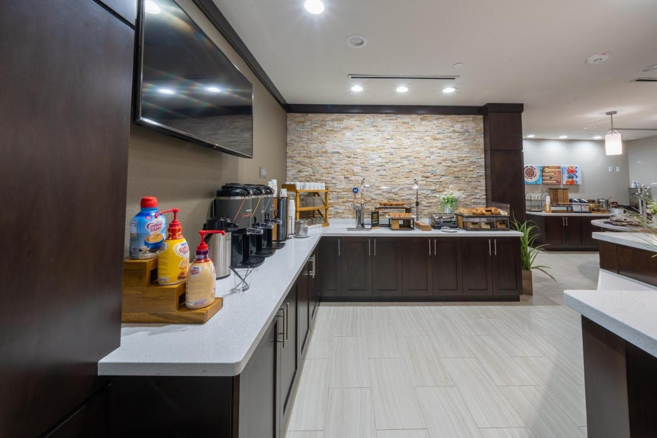 Staybridge Suites Houston East - Baytown By Ihg Esterno foto