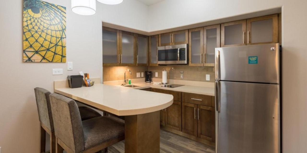 Staybridge Suites Houston East - Baytown By Ihg Esterno foto