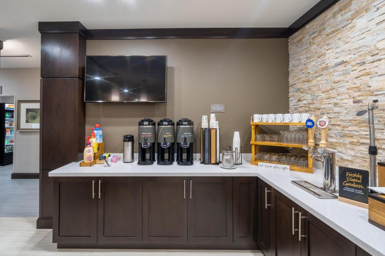 Staybridge Suites Houston East - Baytown By Ihg Esterno foto