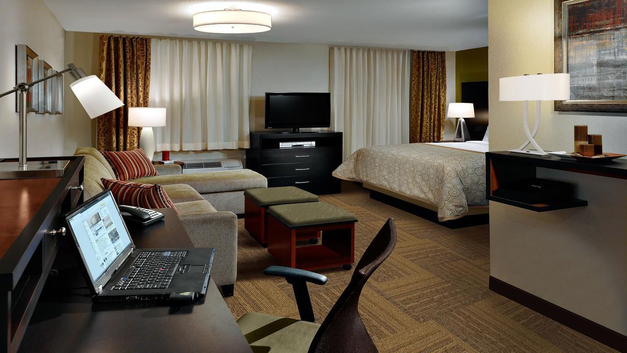 Staybridge Suites Houston East - Baytown By Ihg Esterno foto