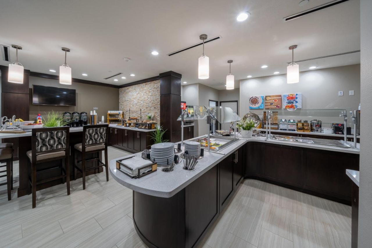 Staybridge Suites Houston East - Baytown By Ihg Esterno foto