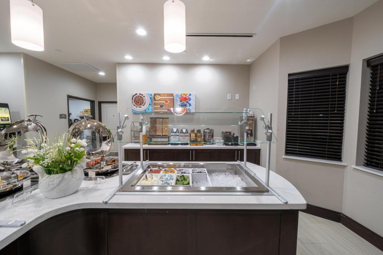 Staybridge Suites Houston East - Baytown By Ihg Esterno foto